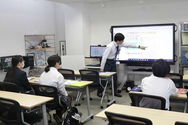 神奈川県立鶴見総合高等学校　学校見学会