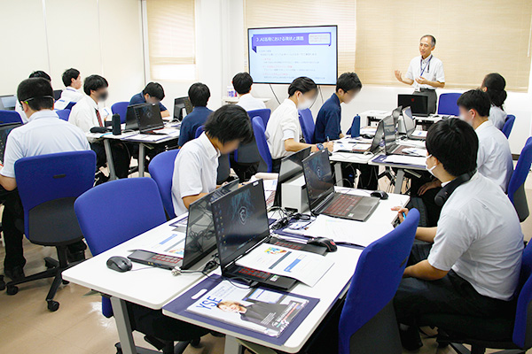日々輝学園高等学校「夏の特別授業」