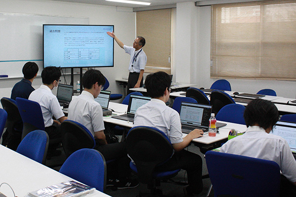 【第1回】日々輝学園高等学校 横浜校 ITパスポート講座