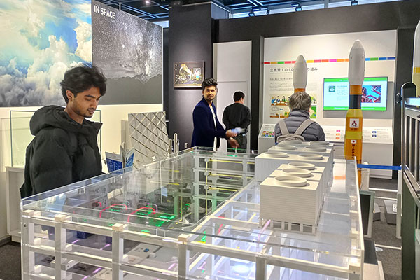 デジタルビジネスデザイン科社会見学