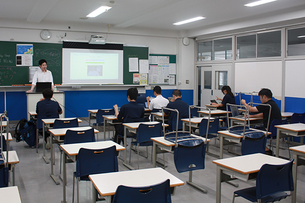 出張授業/三浦学苑
