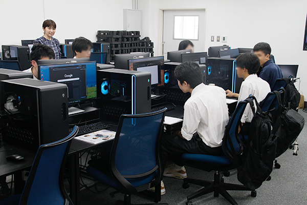 日々輝学園高校夏の講座授業