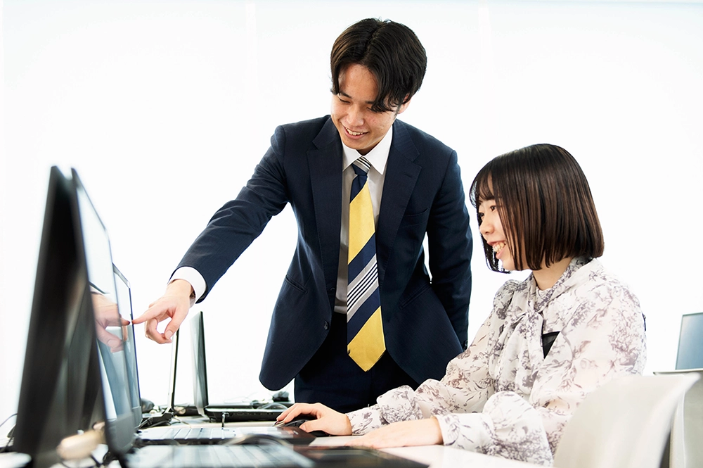 就職活動は、キャリアデザインの先生に相談